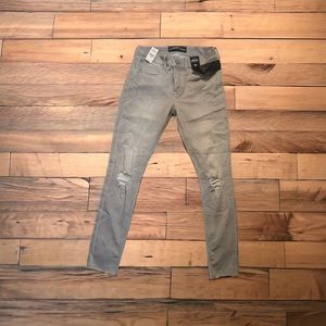 NWT Express super soft distressed  ankle legging jean mid rise size 4r